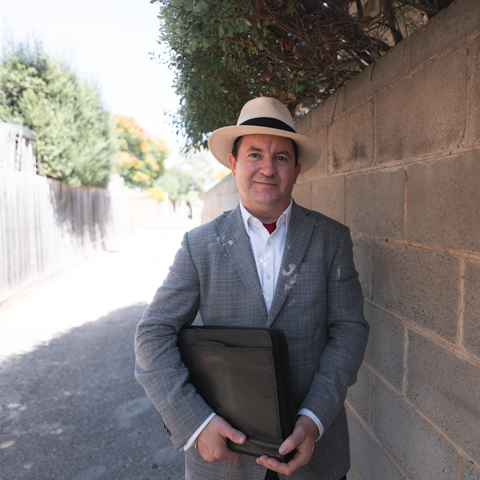 Zac Newbold - Founder & Managing Director - 30+ Years. Real Authority. Proven Results.